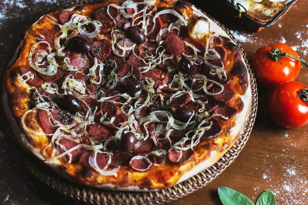 pizza vegana em um dos restaurantes veganos em Moema