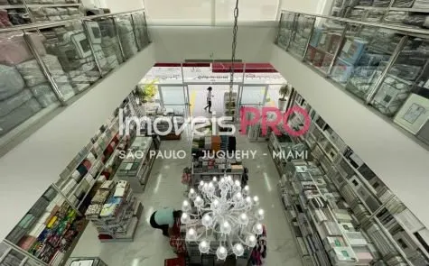 Loja para alugar com 500 m² em Moema, São Paulo — foto 1 (Ref. IP14296)