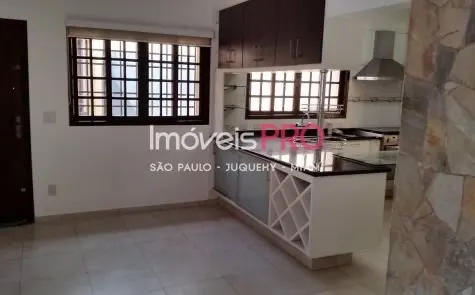 Casa de Vila para alugar com 3 quartos e 190 m² em Vila Mariana, São Paulo — foto 1 (Ref. IP16777)