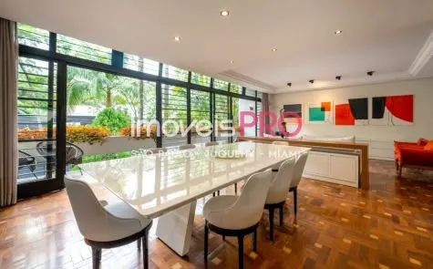Casa Térrea para alugar com 5 quartos e 340 m² em Brooklin Paulista, São Paulo — foto 1 (Ref. IP26905)