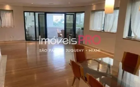 Apartamento para alugar com 4 quartos e 184 m² em Moema, São Paulo — foto 1 (Ref. IP28456)