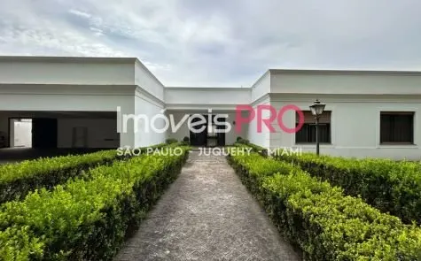 Casa para alugar com 5 quartos e 1.080 m² em Jardim Guedala, São Paulo — foto 1 (Ref. IP32196)