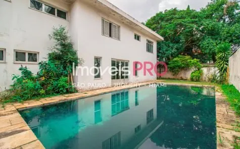 Casa para alugar com 4 quartos e 362 m² em Vila Ida, São Paulo — foto 1 (Ref. IP32613)