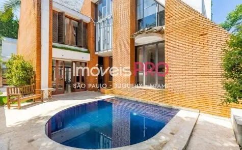 Sobrado em Vila Madalena — foto 1 (Ref. IP37706)