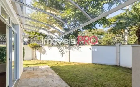 Condomínio à venda com 4 quartos e 320 m² em Jardim Cordeiro, São Paulo — foto 1 (Ref. IP40465)